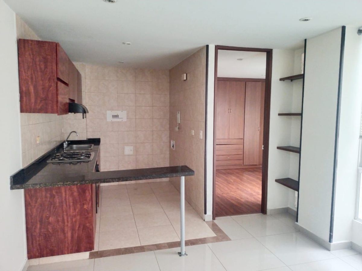 Cra. 51 #102 A 75, Bogotá, Colombia 4